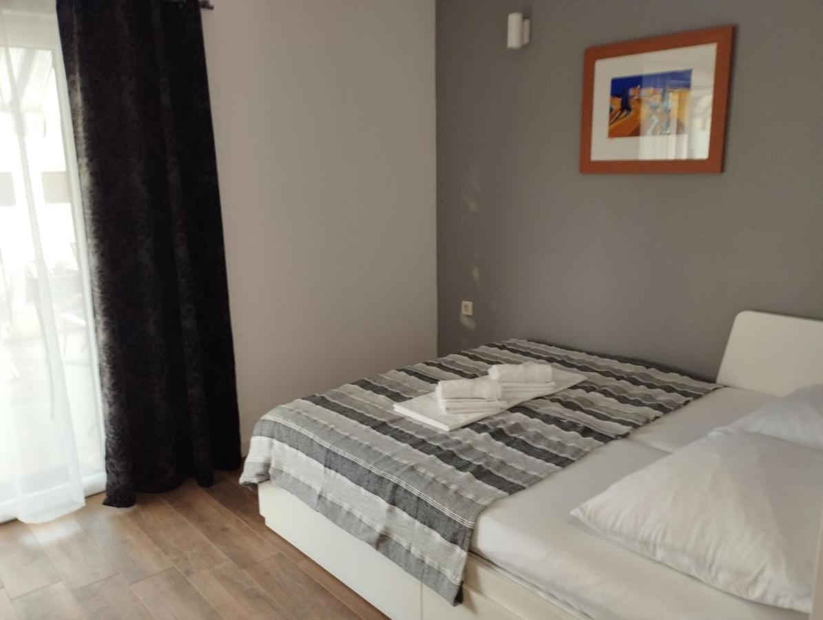 Apartmani Kujundzic Duće エクステリア 写真